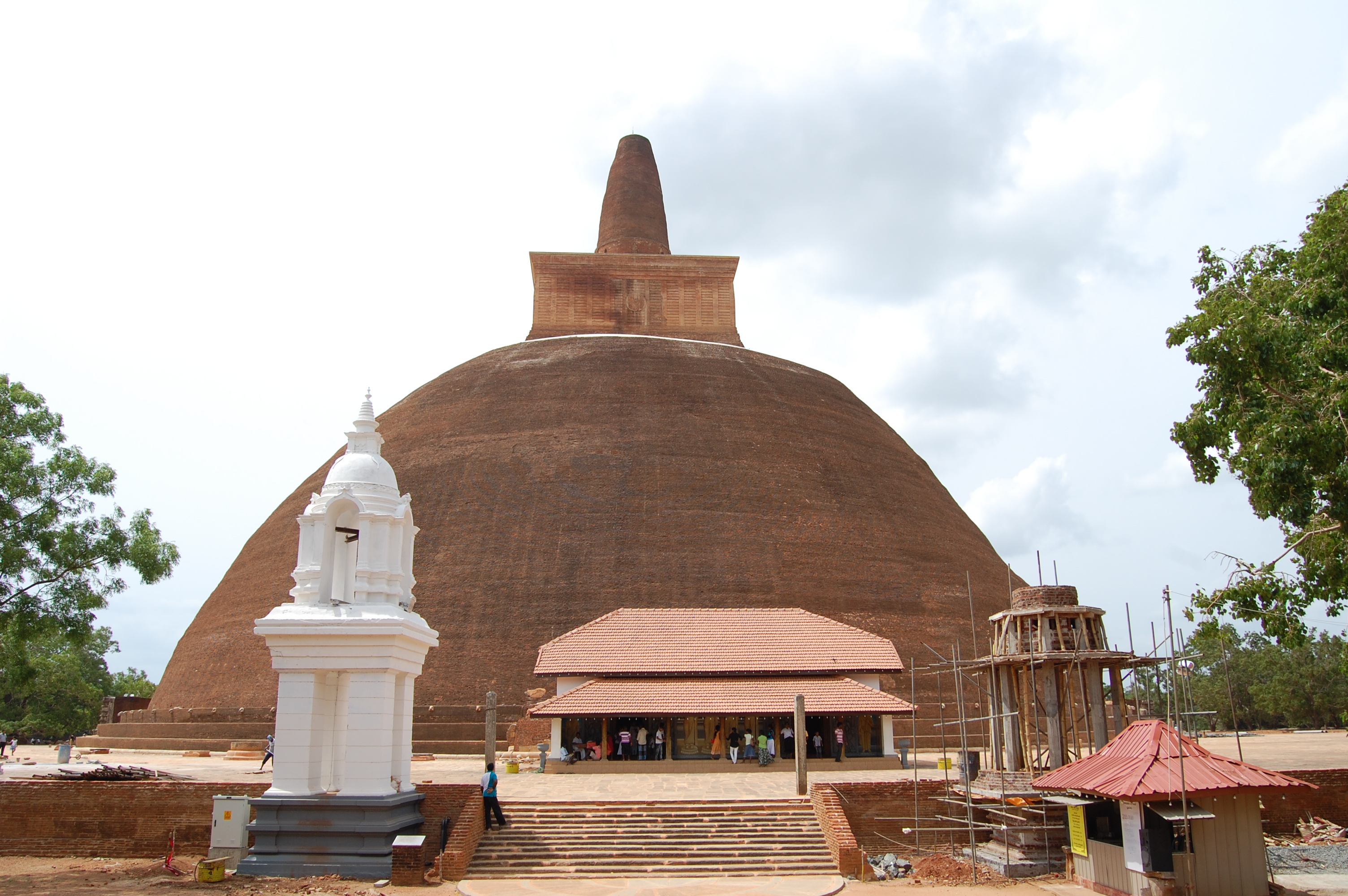 img/destinations/Abhayagiriya.JPG