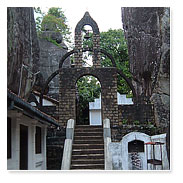 ALU VIHARA ROCK TEMPLE - MATALE - SRI LANKA